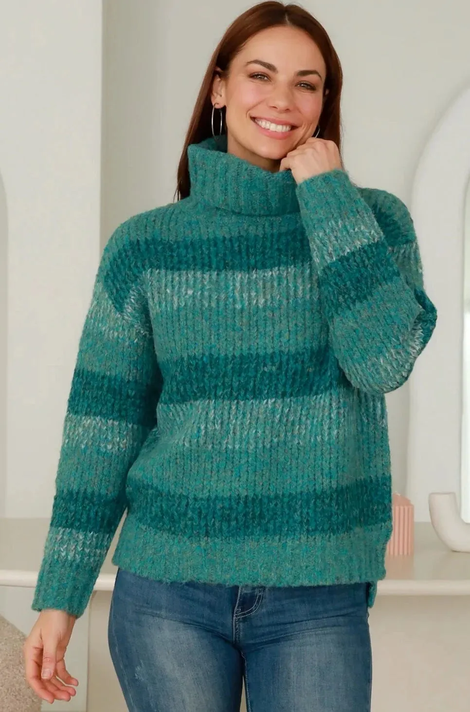 VENUS ROLL NECK KNIT EMERALD