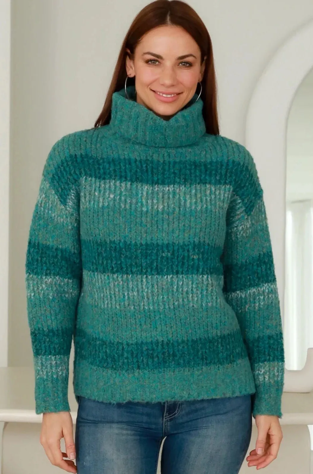 VENUS ROLL NECK KNIT EMERALD